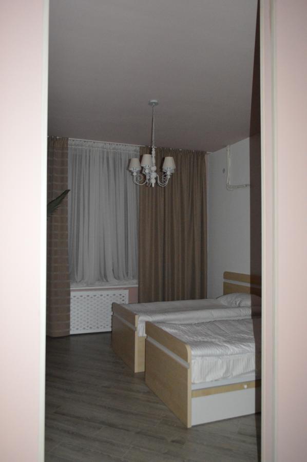 Holiday Hotel & Hostel Jerevan Eksteriør billede
